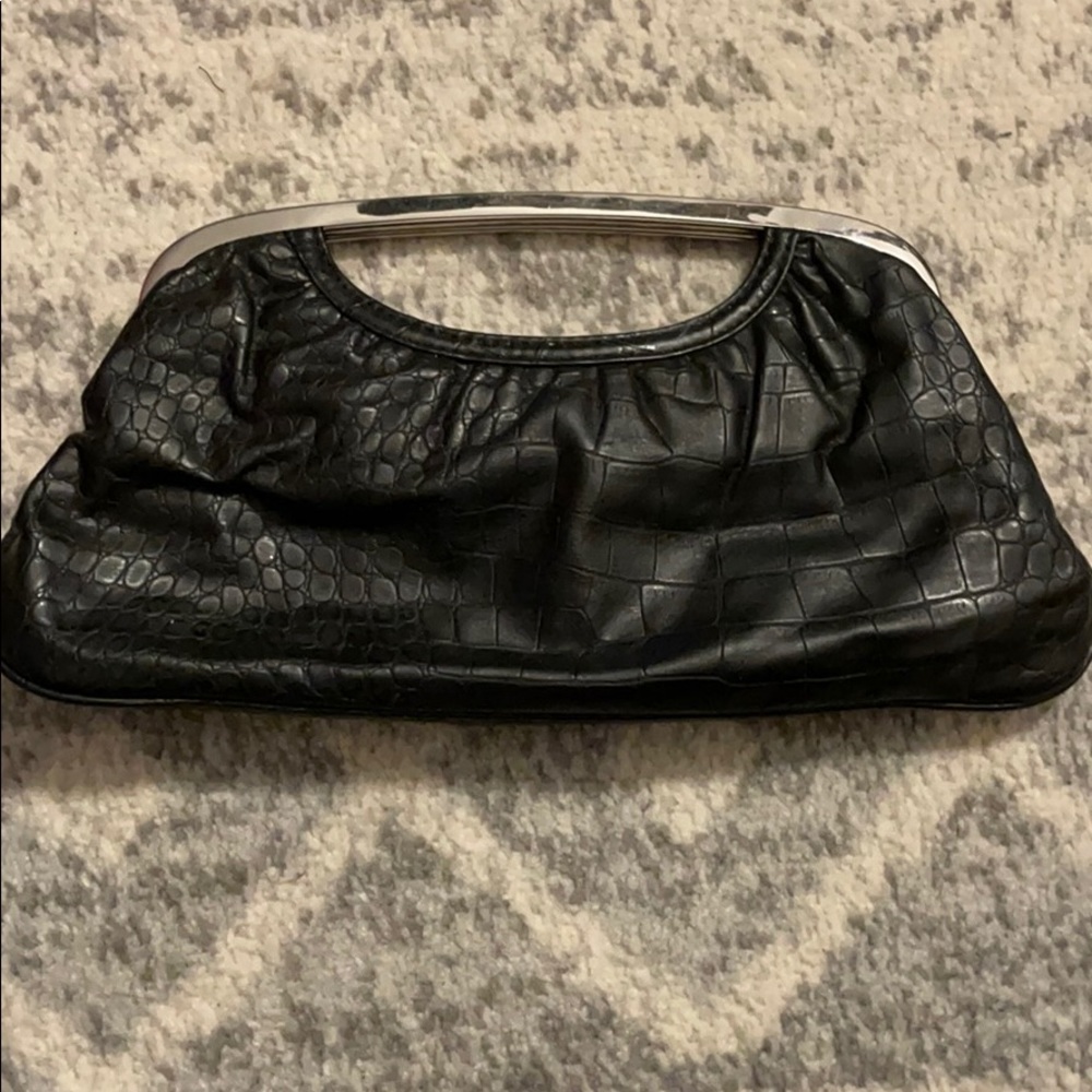 Black clutch